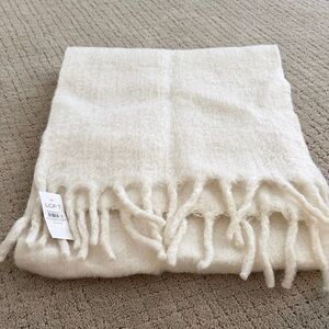 LOFT Cream Fringe Cozy Throw Blanket